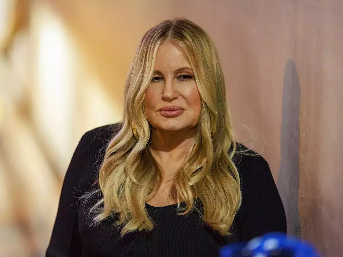 Is Jennifer Coolidge Pregnant In 2022?